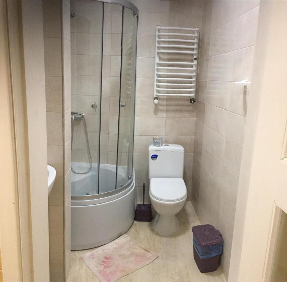 Апартаменти На Пекарській Kolomiya Exterior photo